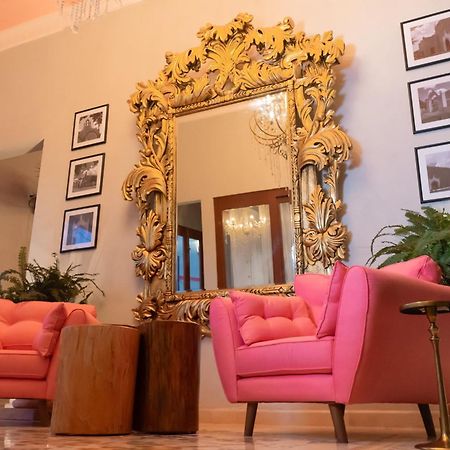 Hostal Poquito A Poquito 바야돌리드 외부 사진