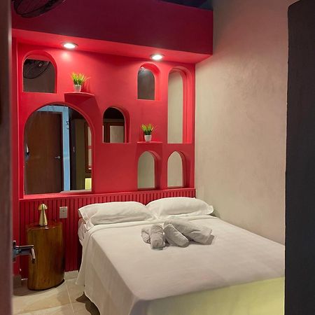 Hostal Poquito A Poquito 바야돌리드 외부 사진