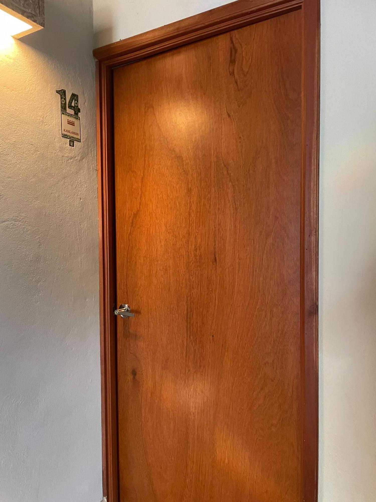 Hostal Poquito A Poquito 바야돌리드 외부 사진