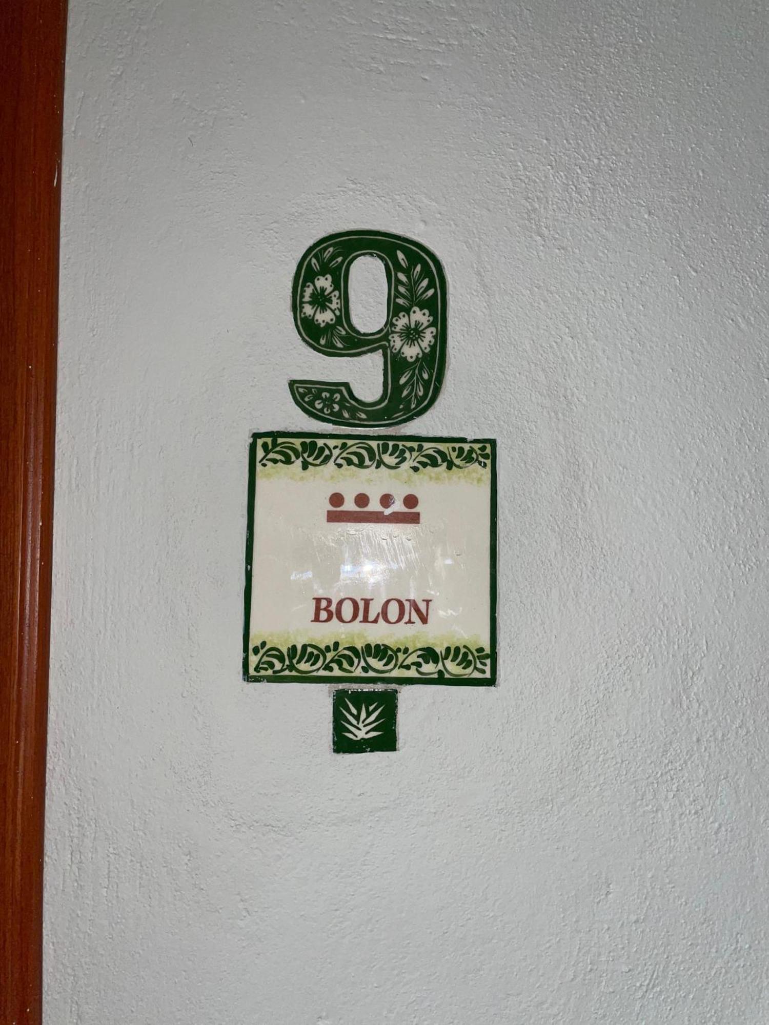 Hostal Poquito A Poquito 바야돌리드 외부 사진