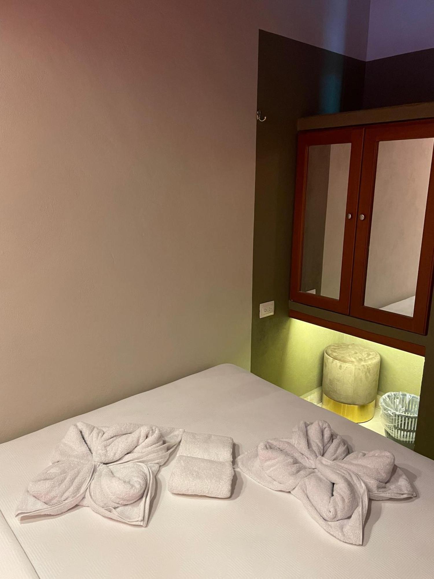 Hostal Poquito A Poquito 바야돌리드 외부 사진