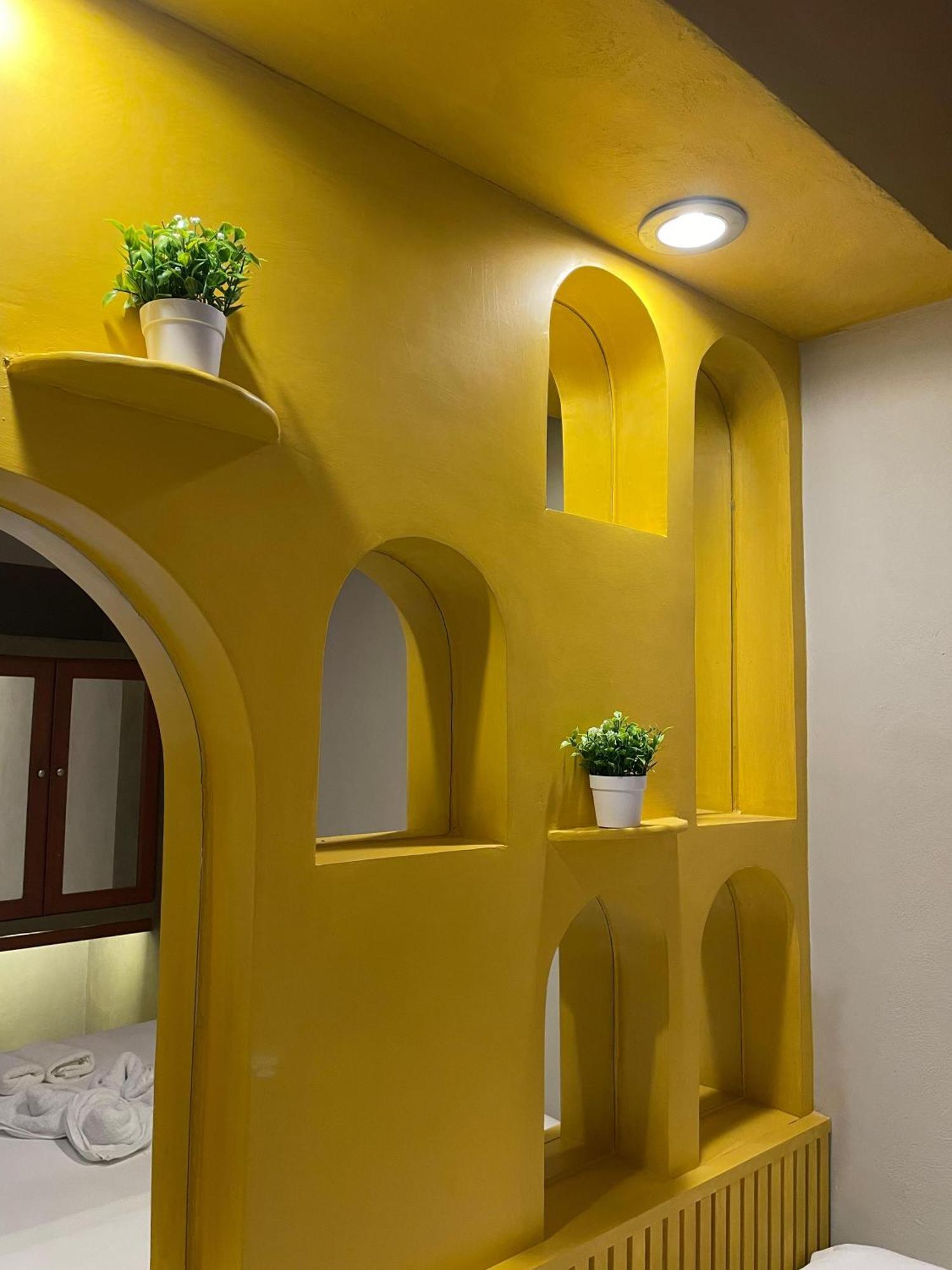Hostal Poquito A Poquito 바야돌리드 외부 사진