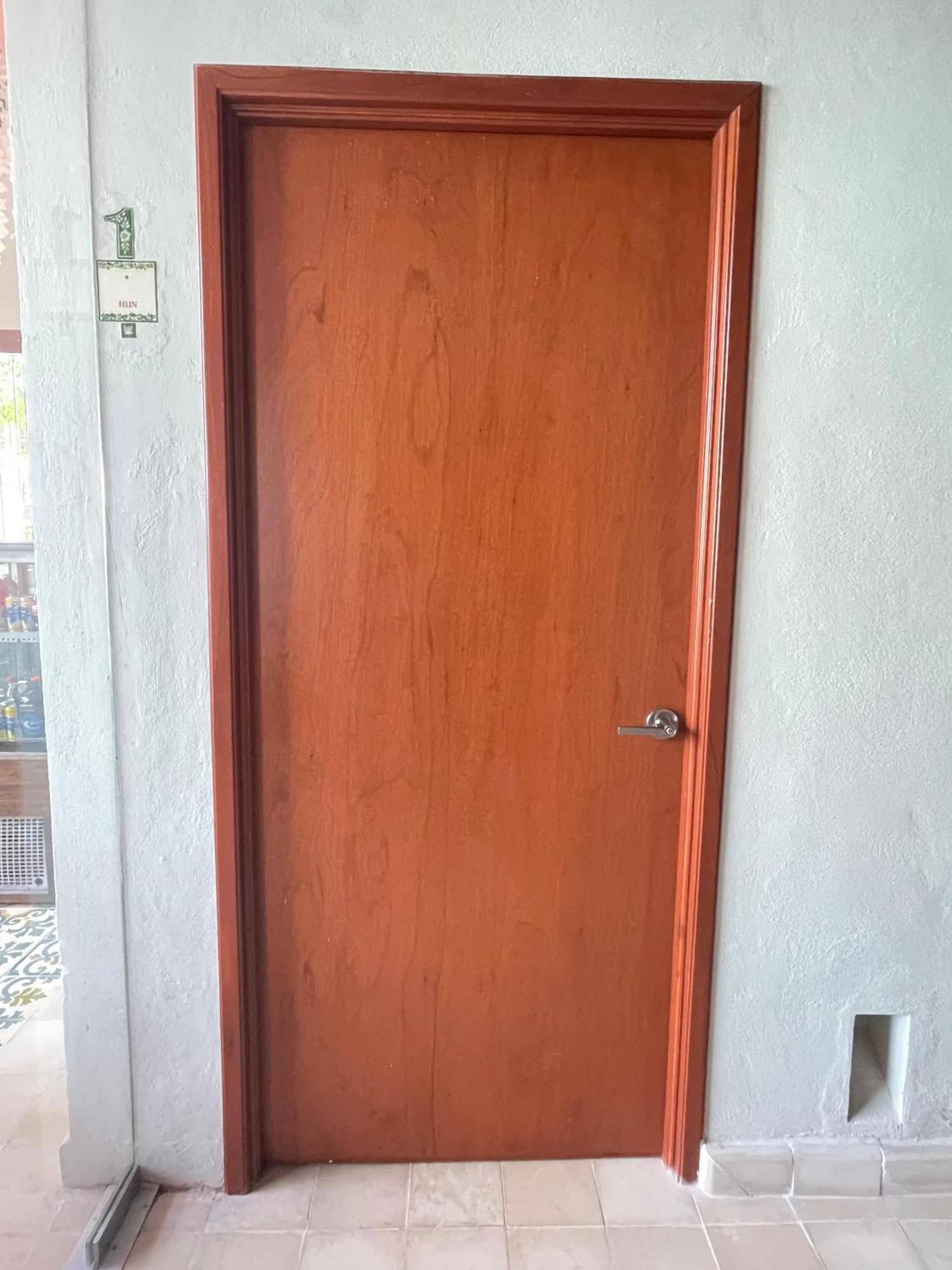 Hostal Poquito A Poquito 바야돌리드 외부 사진
