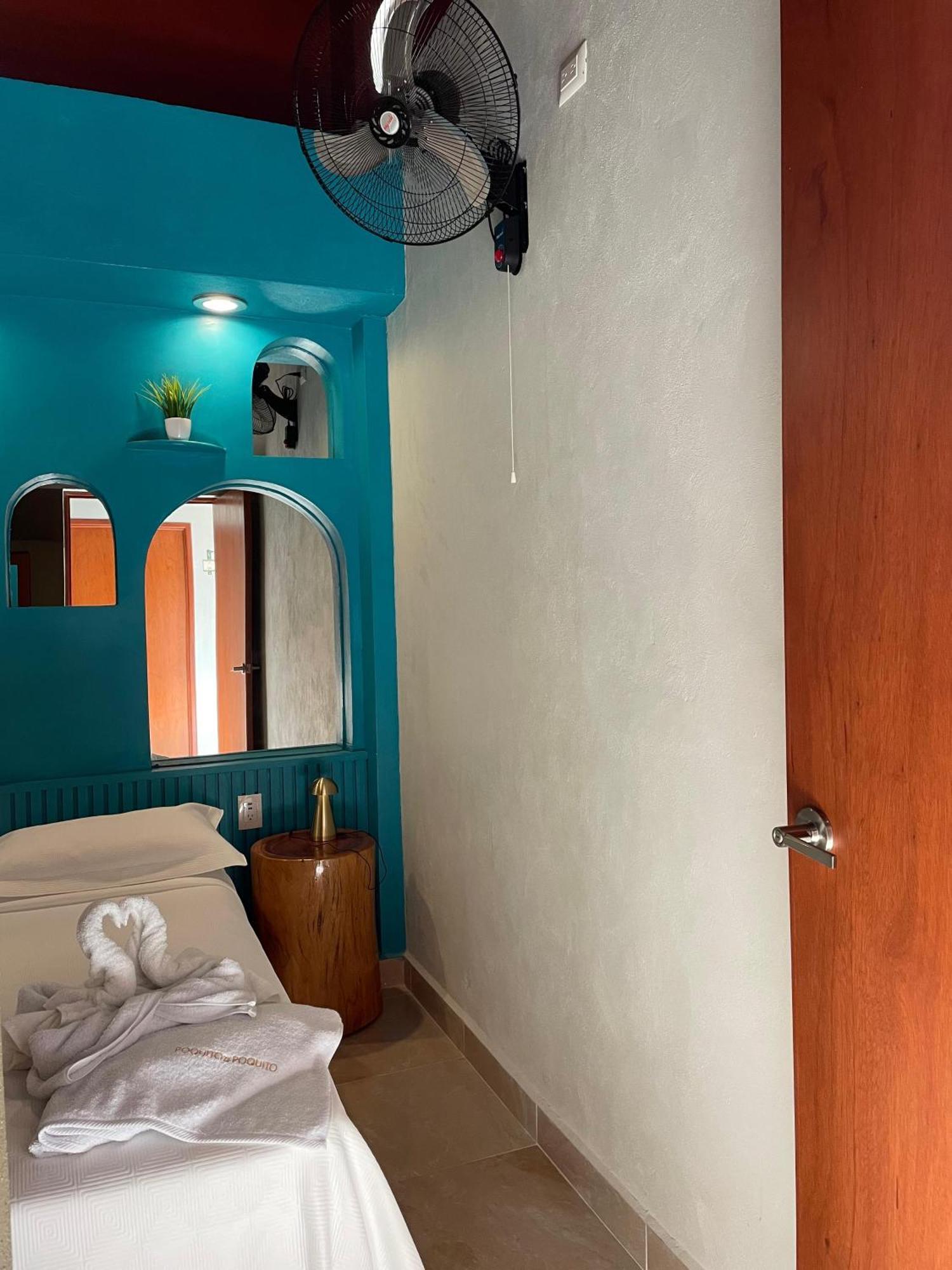 Hostal Poquito A Poquito 바야돌리드 외부 사진